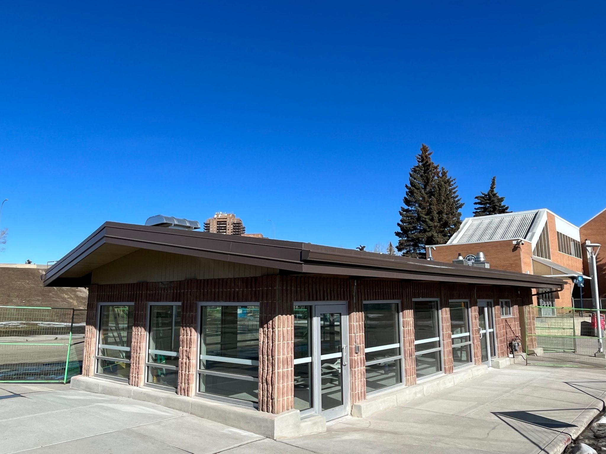 Southland Station bus shelter